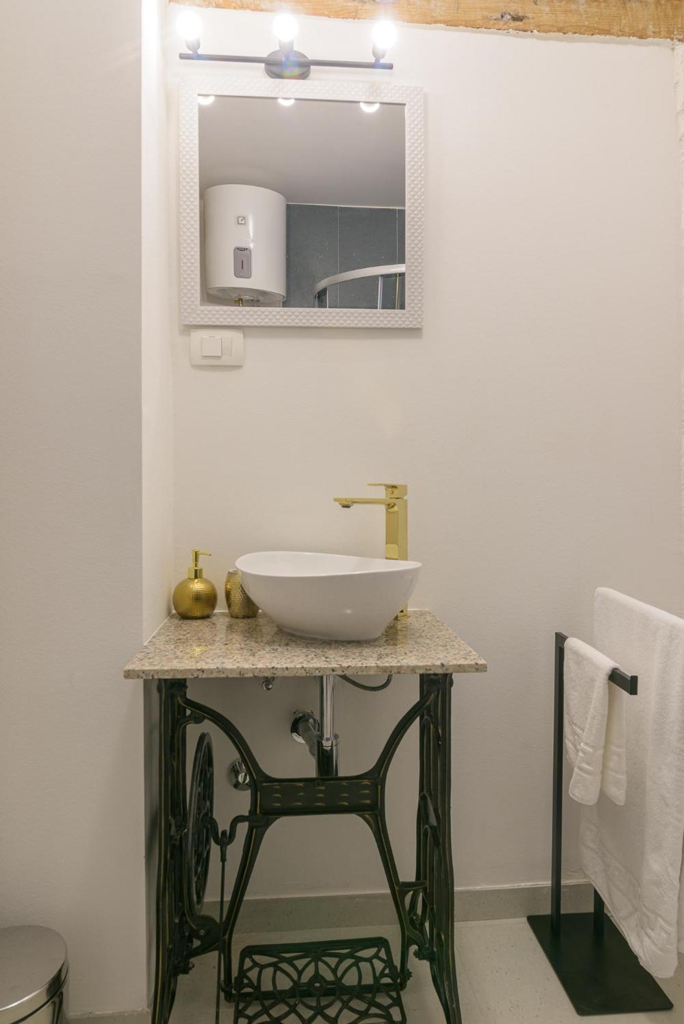 Rooms Bartul Τρογκίρ Εξωτερικό φωτογραφία