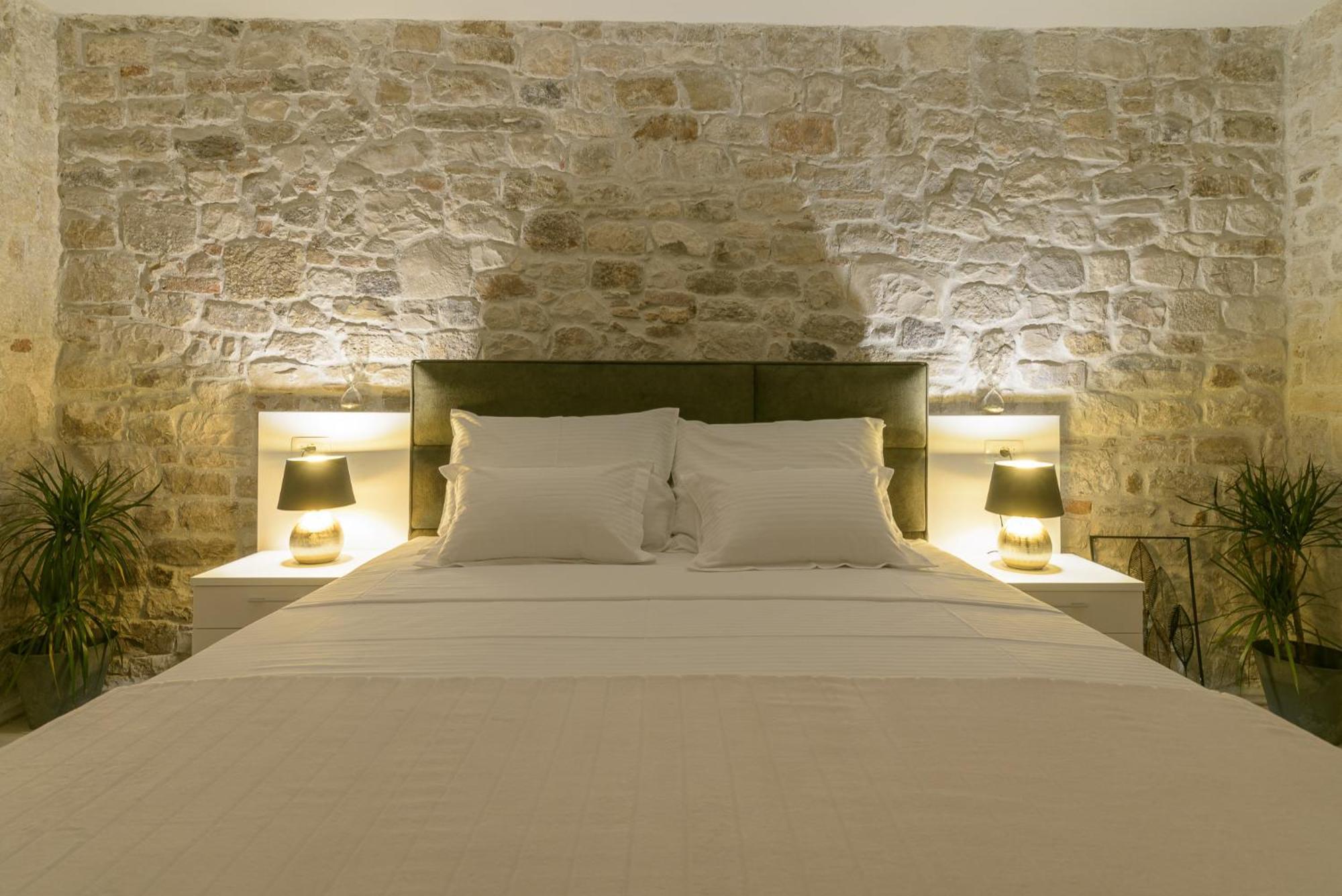 Rooms Bartul Τρογκίρ Εξωτερικό φωτογραφία