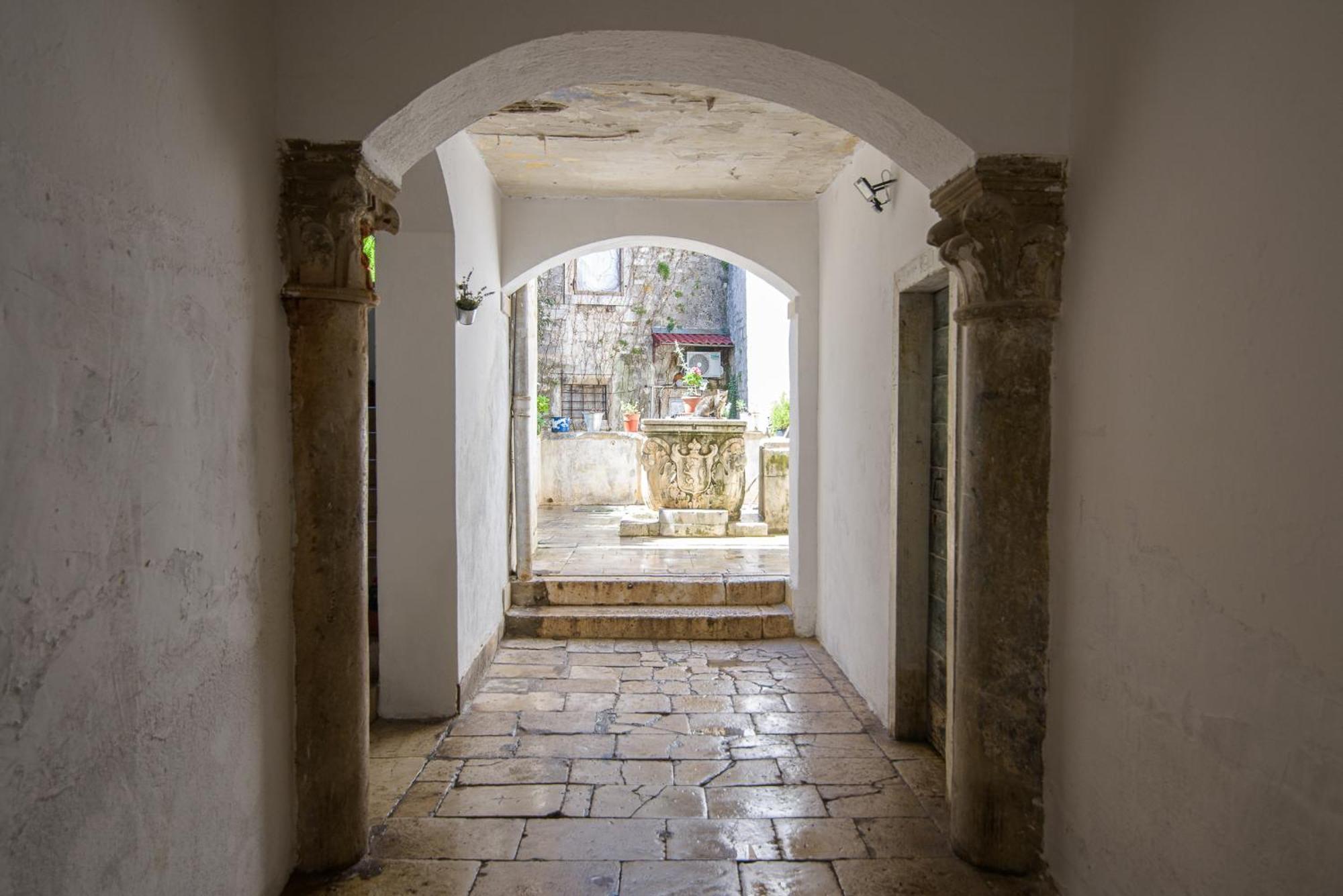 Rooms Bartul Τρογκίρ Εξωτερικό φωτογραφία