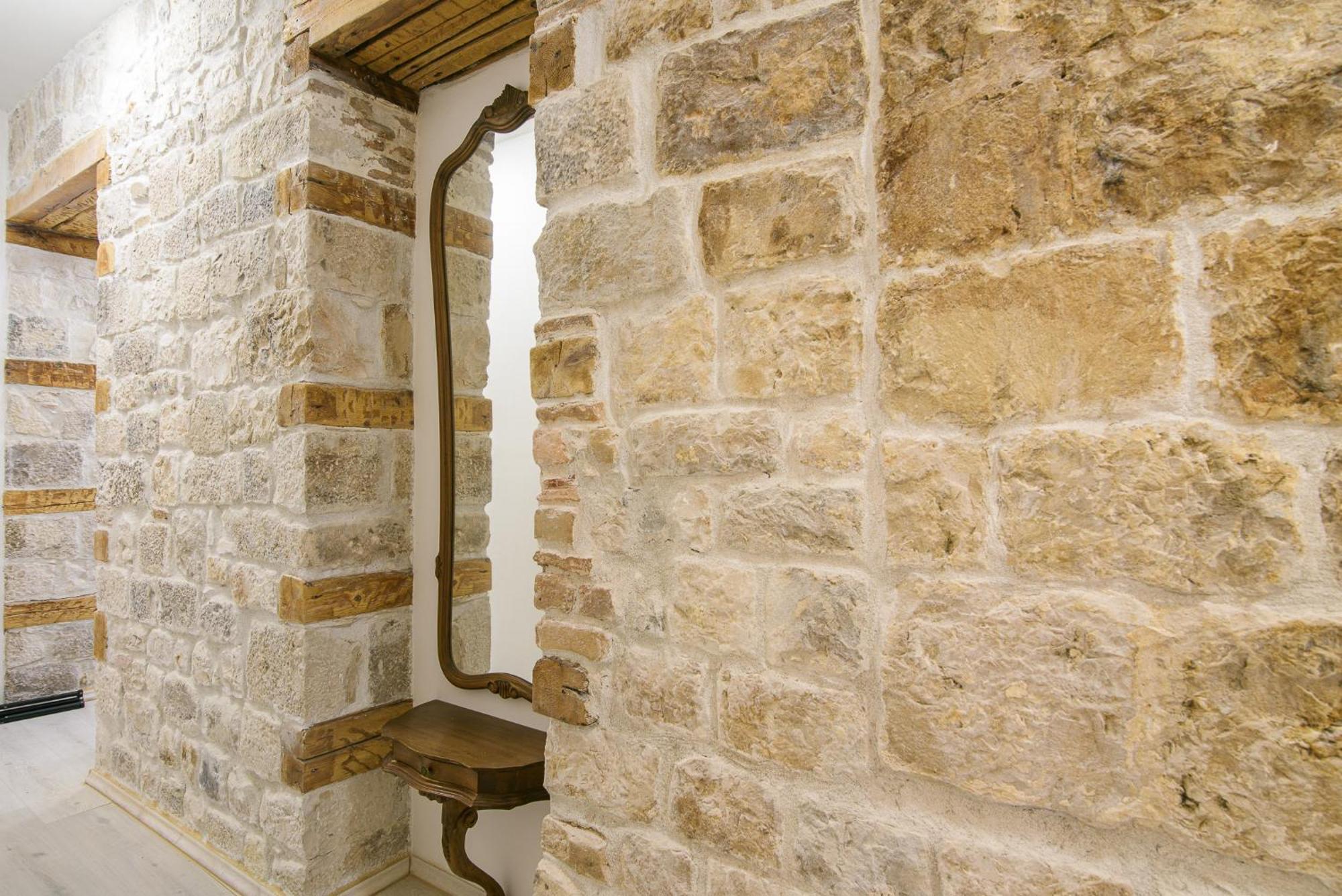 Rooms Bartul Τρογκίρ Εξωτερικό φωτογραφία