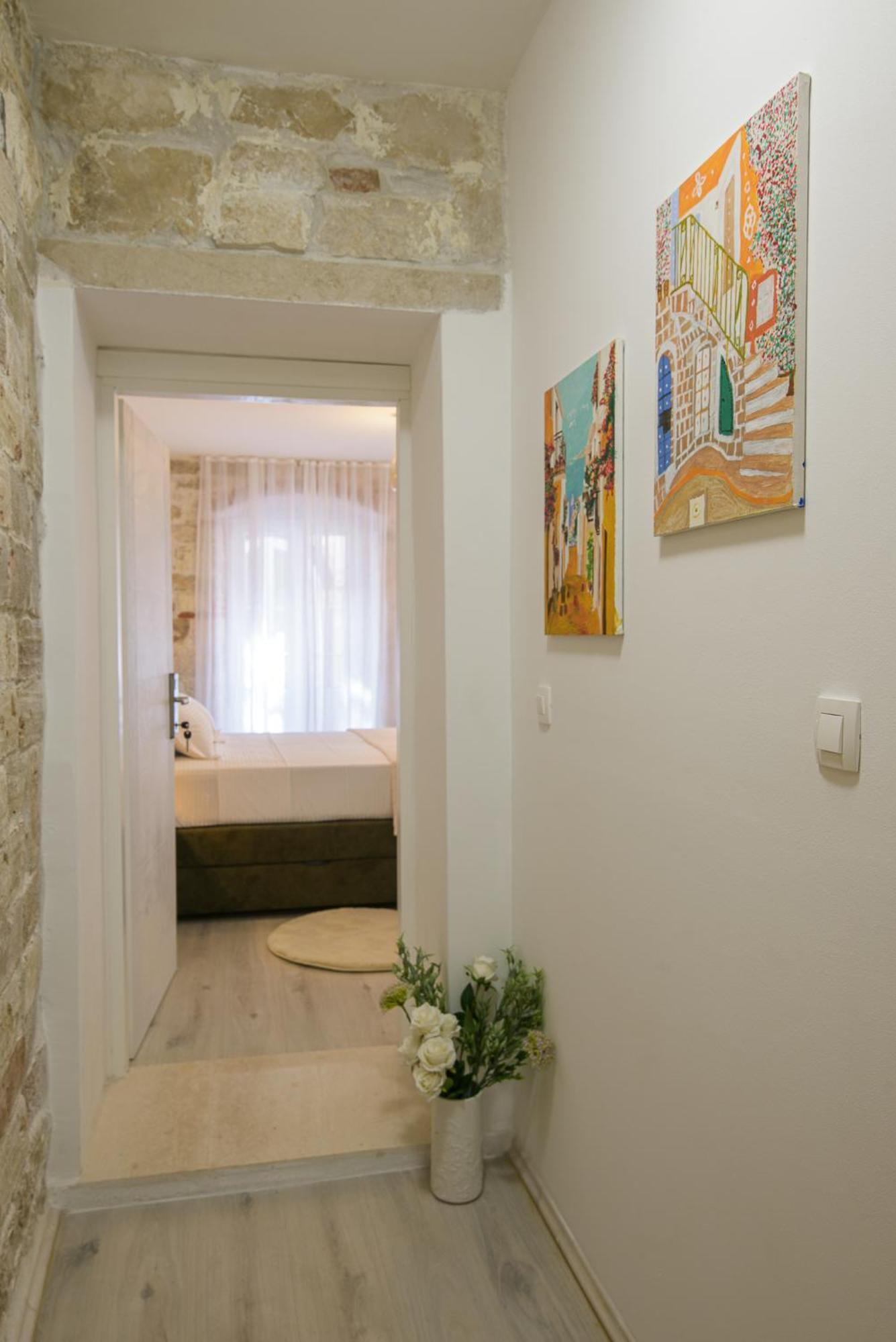 Rooms Bartul Τρογκίρ Εξωτερικό φωτογραφία