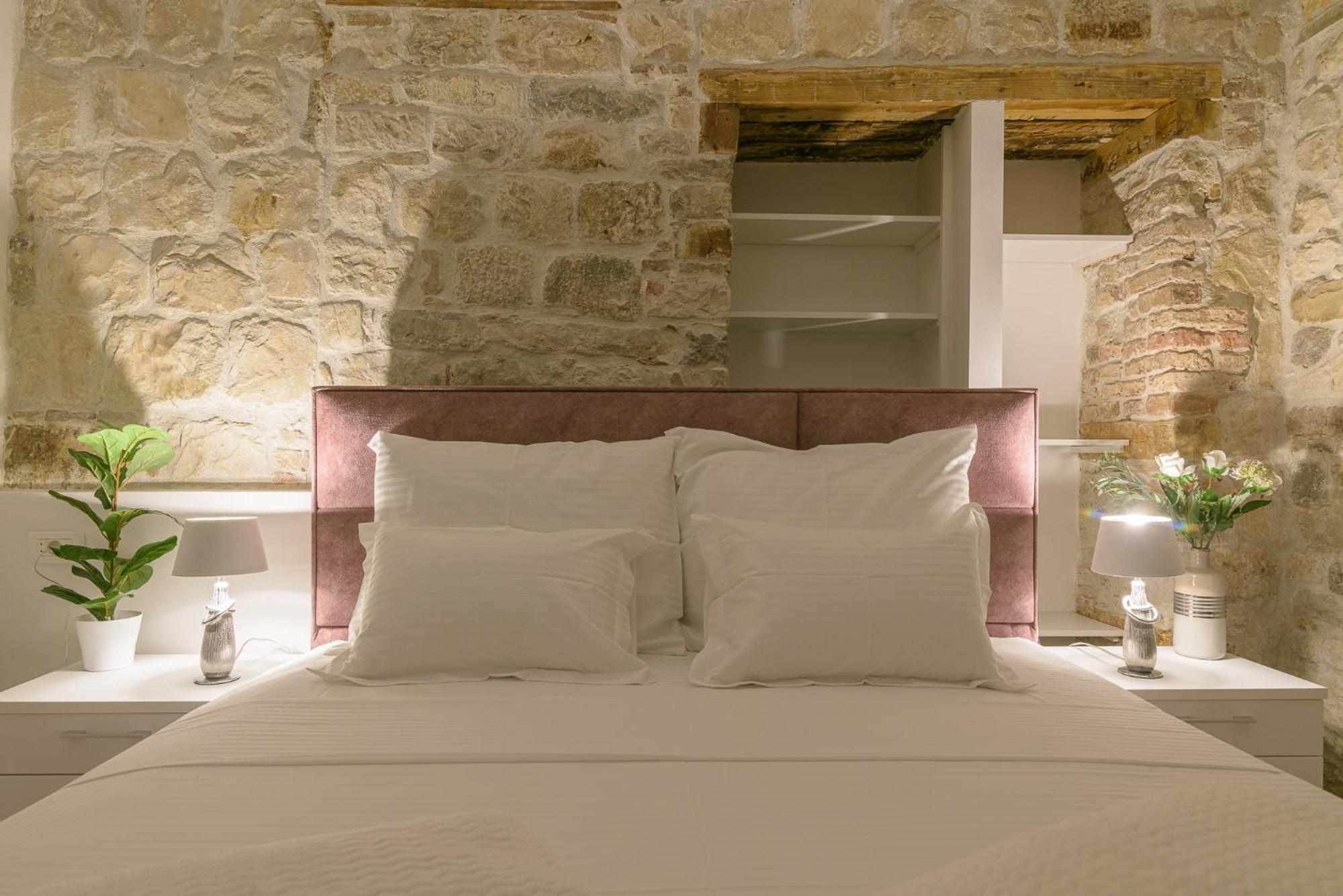 Rooms Bartul Τρογκίρ Εξωτερικό φωτογραφία