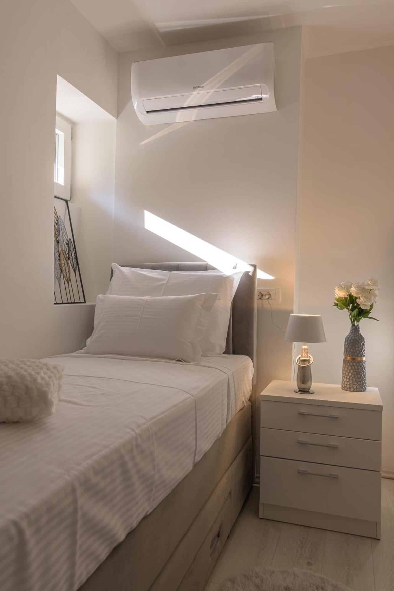 Rooms Bartul Τρογκίρ Εξωτερικό φωτογραφία